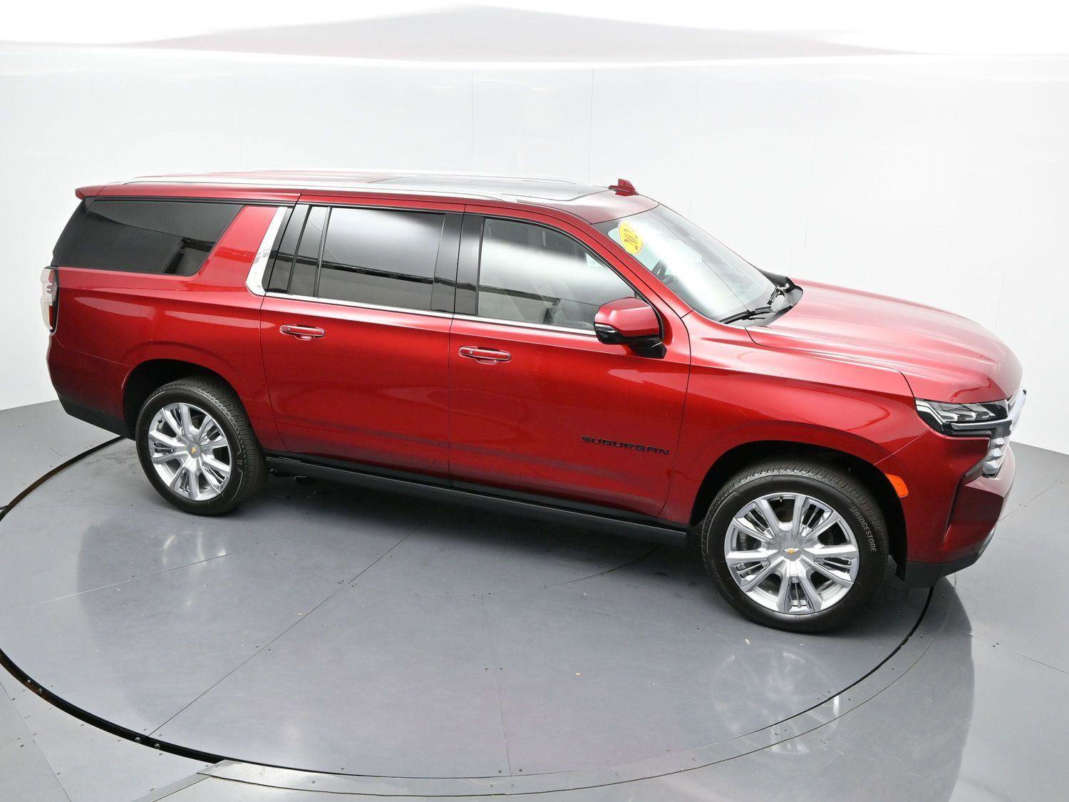 Used 2024 Chevrolet Suburban High Country image 45