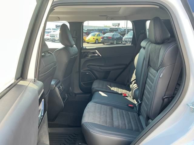 New 2025 Mitsubishi Outlander Trail Edition image 20