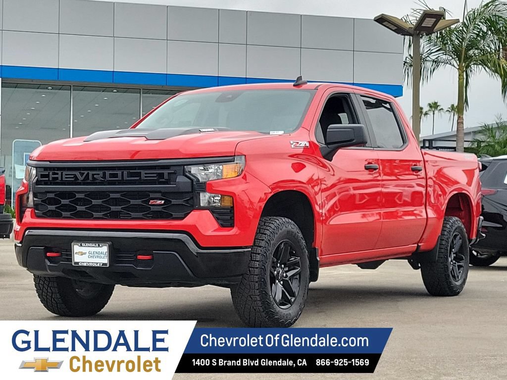 Certified 2025 Chevrolet Silverado 1500 Custom Trail Boss w/ LPO, Dark Essentials Package AWD/4WD image 15