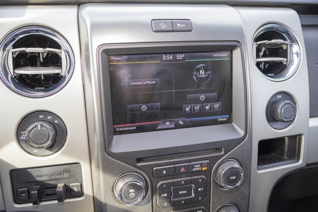 Used 2014 Ford F150 FX4 w/ Equipment Group 402A Luxury image 18