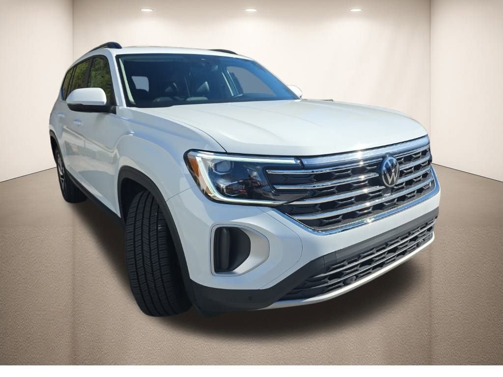 Used 2025 Volkswagen Atlas SE image 9