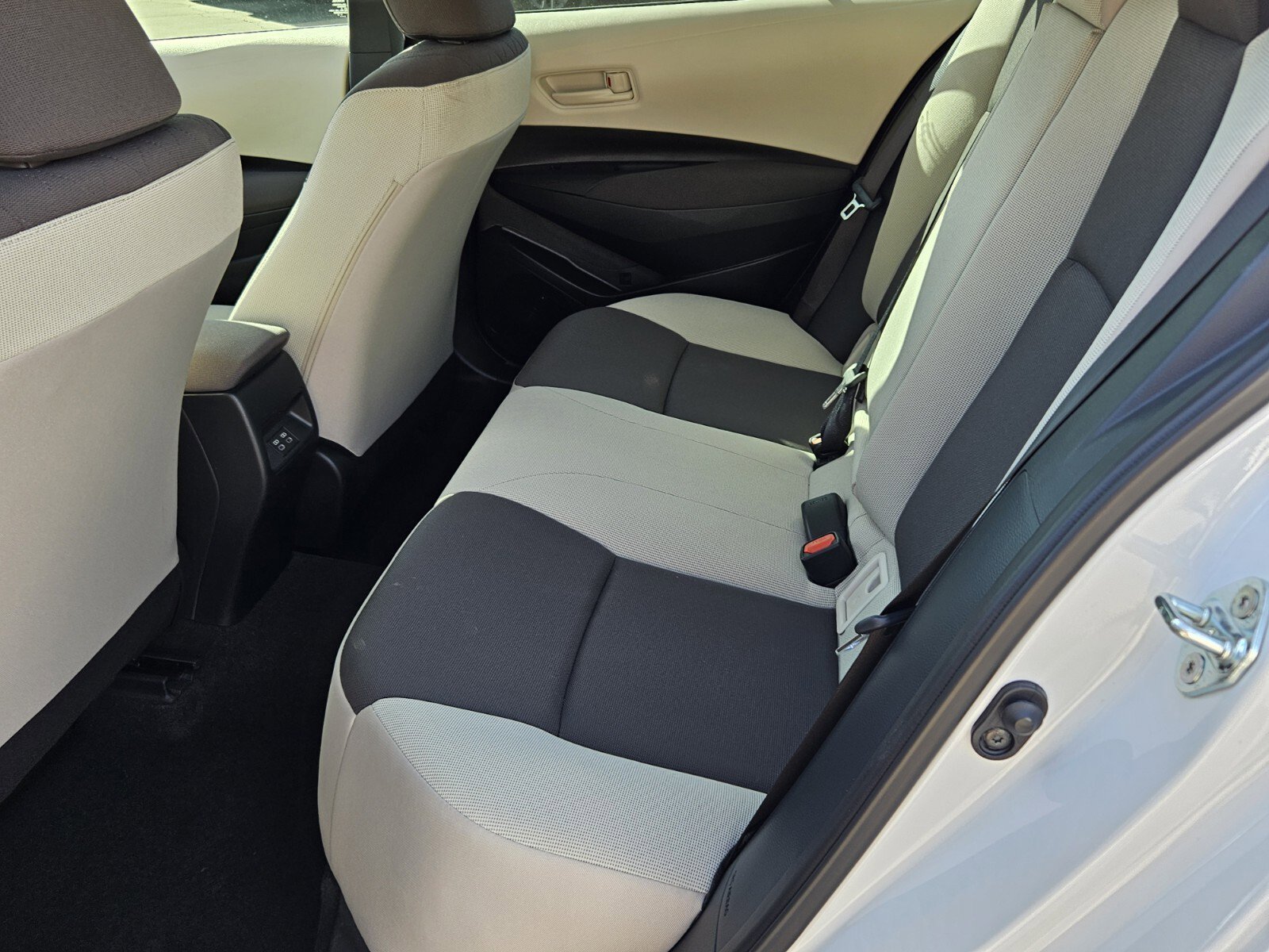 Certified 2023 Toyota Corolla LE image 5