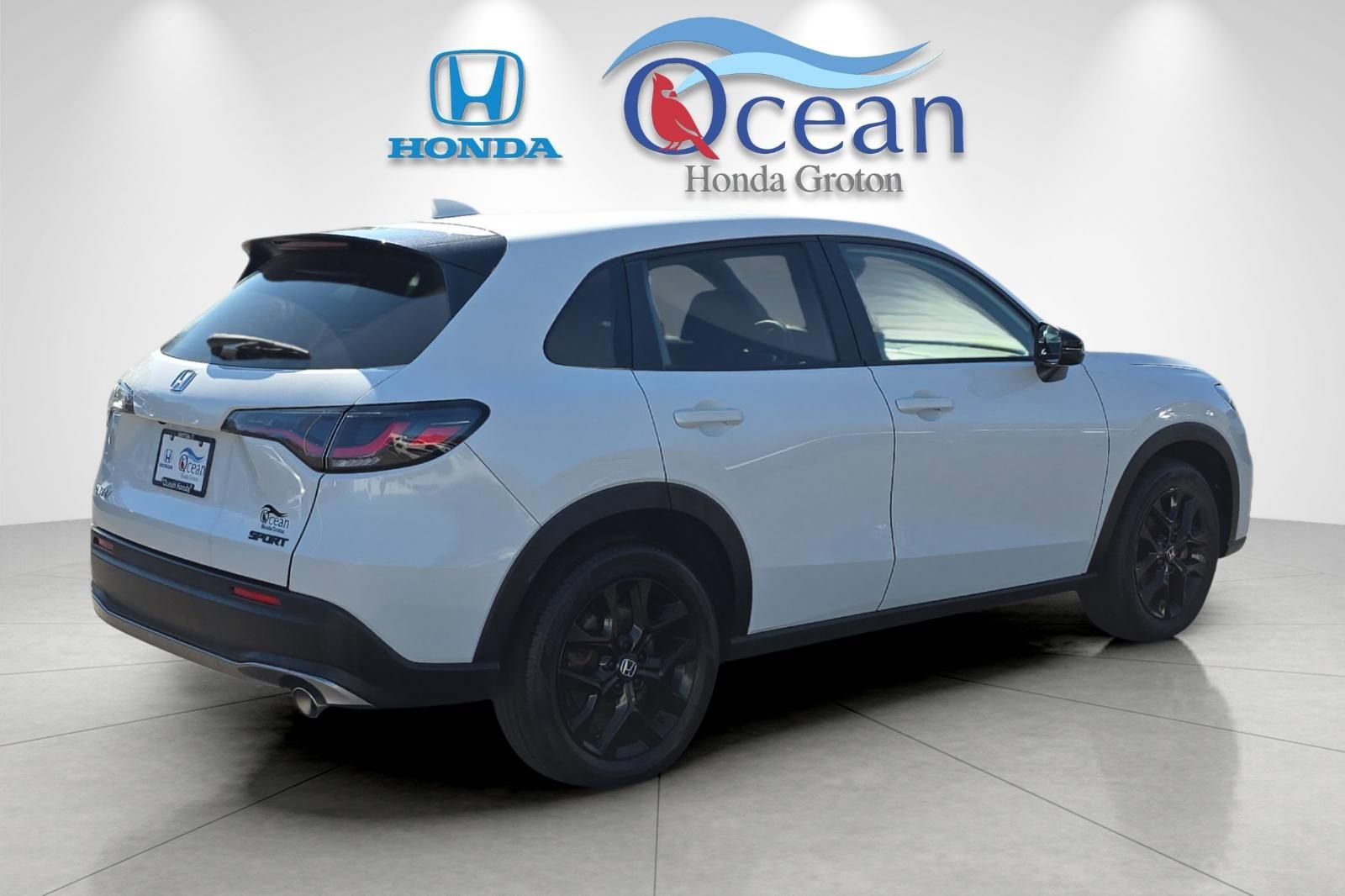 Used 2024 Honda HR-V Sport image 3