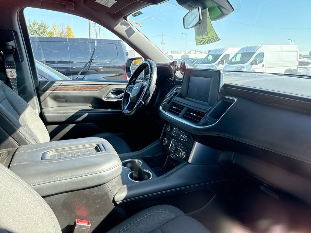 Used 2023 Chevrolet Suburban LS AWD/4WD image 7