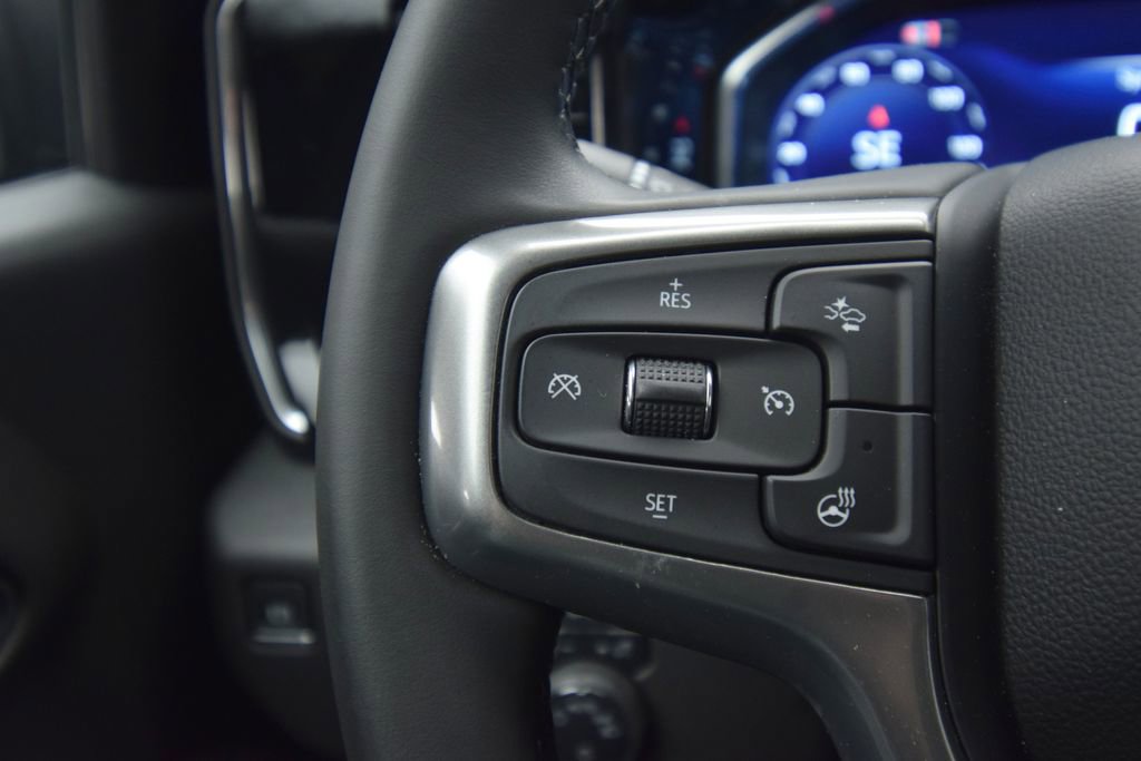 Used 2025 Chevrolet Silverado 1500 LT image 37