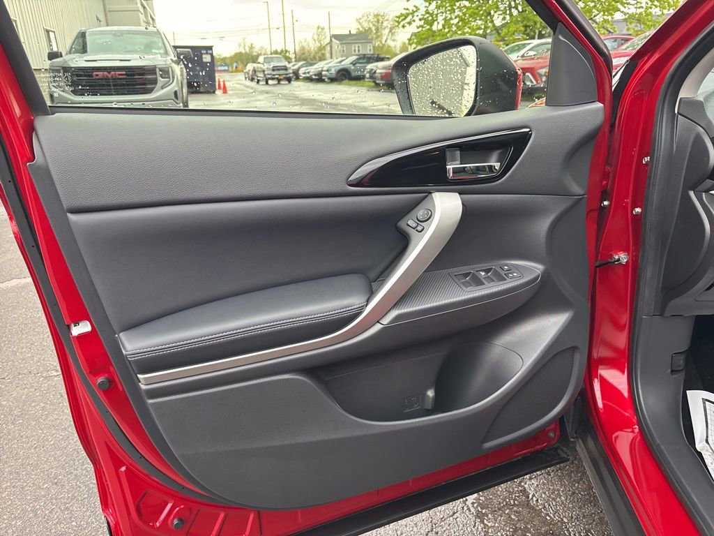 Used 2024 Mitsubishi Eclipse Cross SE AWD/4WD image 14
