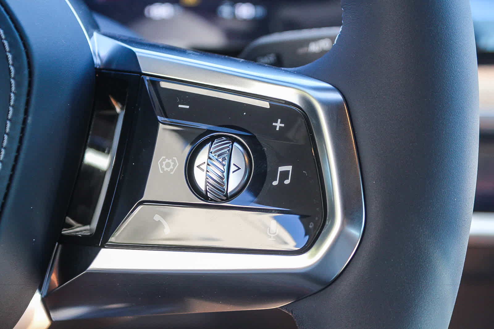 New 2026 BMW i7 M70 AWD/4WD image 23