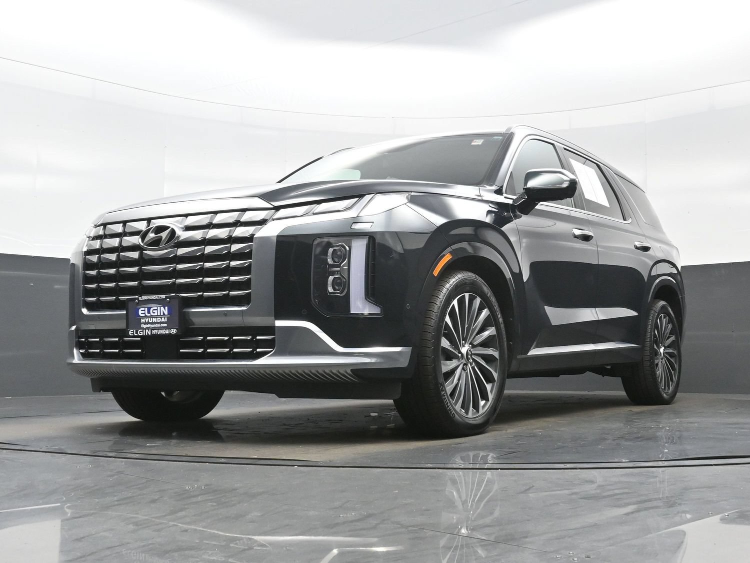 Certified 2023 Hyundai Palisade Calligraphy w/ Cargo Package AWD/4WD image 29