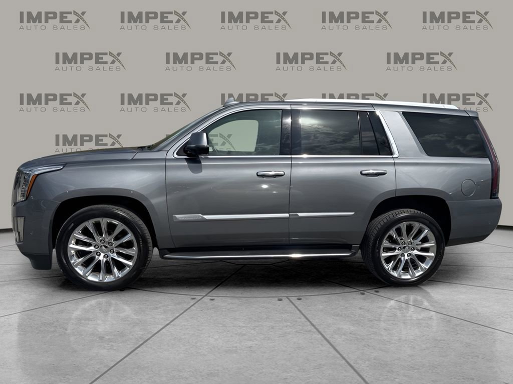 Used 2020 Cadillac Escalade Luxury image 2