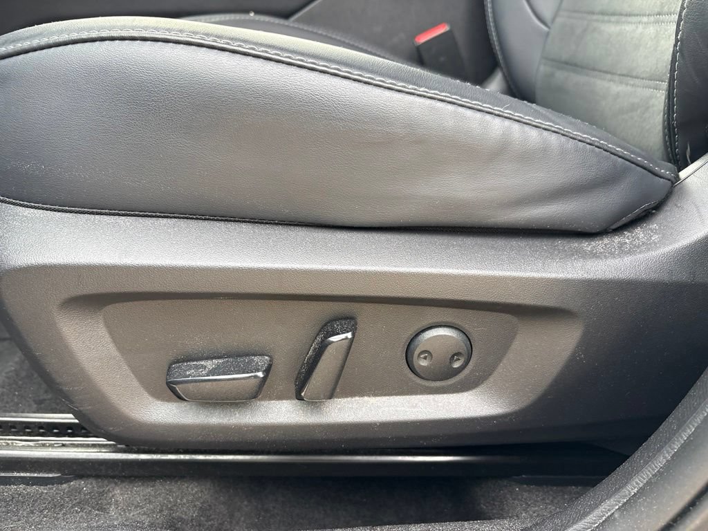 Used 2025 Mitsubishi Outlander SE AWD/4WD image 13