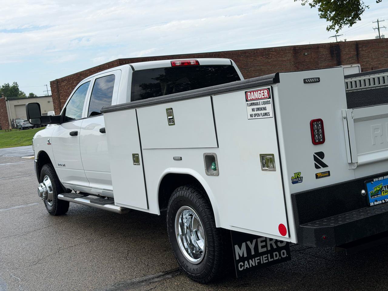 Used 2019 RAM 3500 Tradesman w/ Chrome Appearance Group AWD/4WD image 40