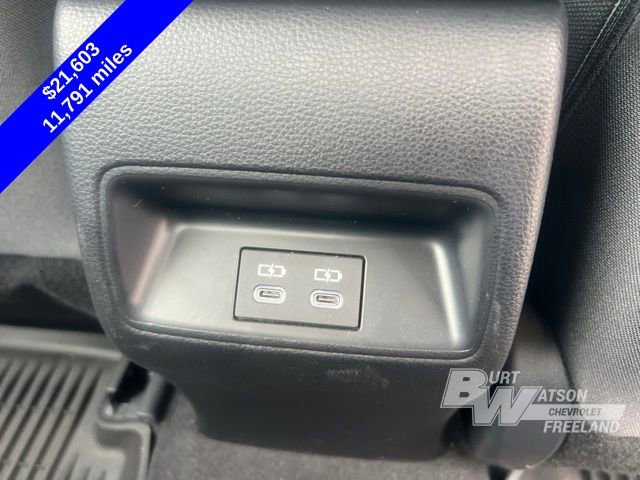 Used 2025 Toyota Corolla LE image 24