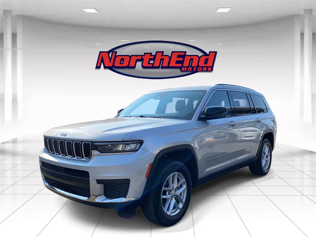 Used 2023 Jeep Grand Cherokee L Laredo w/ Luxury Tech Group I image 3