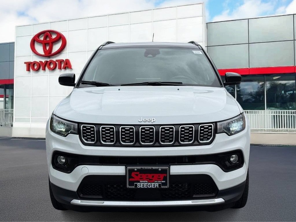 Used 2024 Jeep Compass Limited AWD/4WD image 13