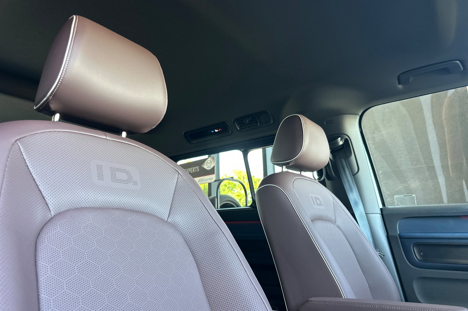 New 2025 Volkswagen ID. Buzz Pro S image 18