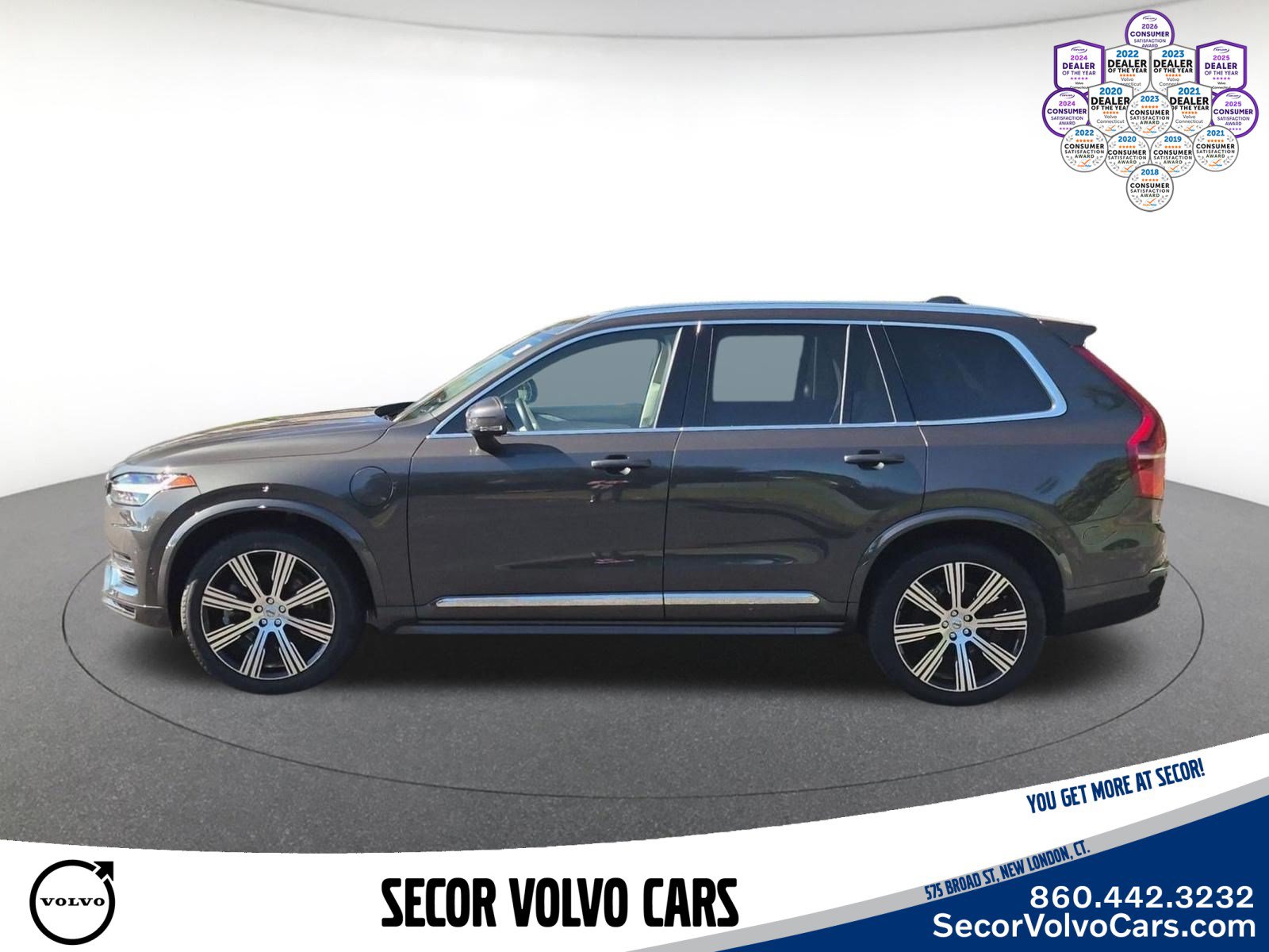 Certified 2024 Volvo XC90 T8 Plus w/ Protection Package AWD/4WD image 9