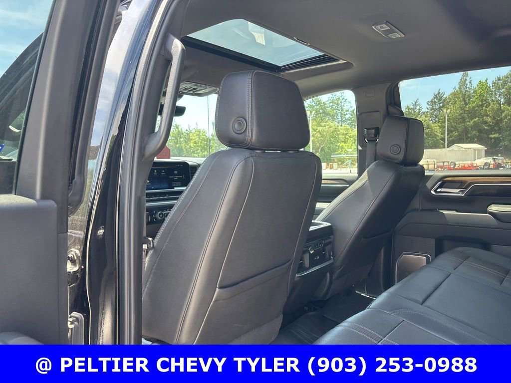 Used 2024 Chevrolet Silverado 3500 High Country w/ High Country Premium Package AWD/4WD image 24