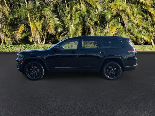 Used 2023 Jeep Grand Cherokee L Limited w/ Black Appearance Package RWD image 9