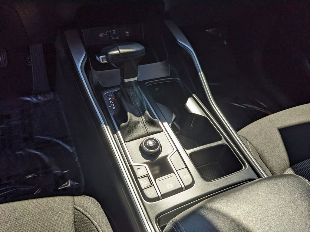 Certified 2025 Kia Sorento LX image 26