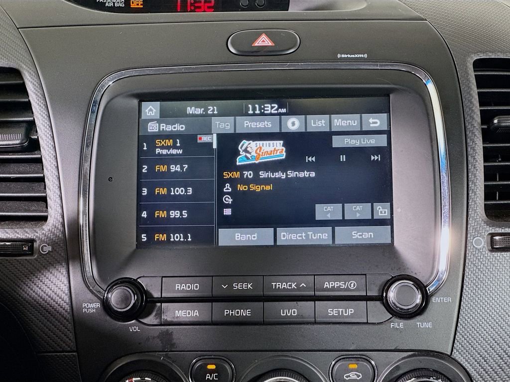 Used 2017 Kia Forte S image 14