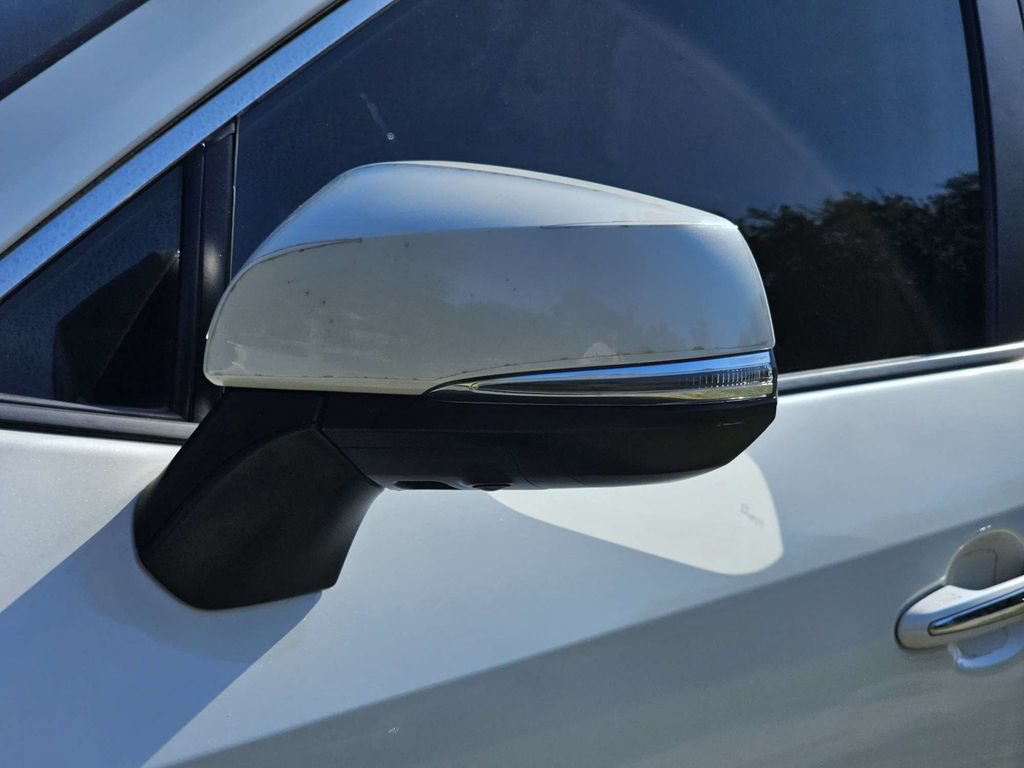 Used 2022 Toyota RAV4 Limited AWD/4WD image 11