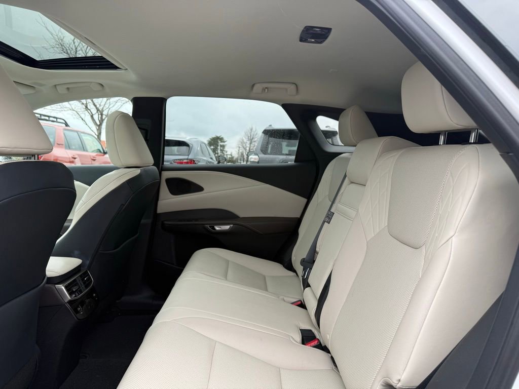 Used 2024 Lexus RX 350 Premium w/ Accessory Package image 15