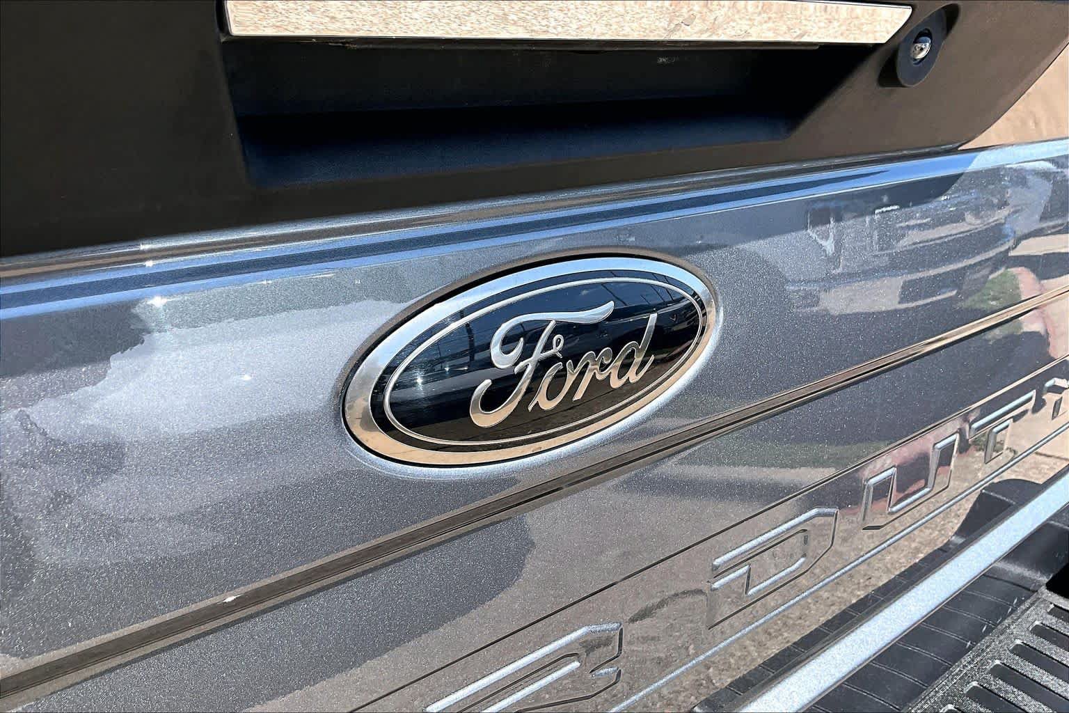Used 2021 Ford F350 Lariat AWD/4WD image 29