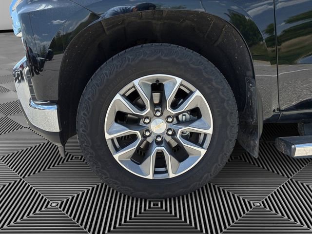 Certified 2022 Chevrolet Silverado 1500 LT AWD/4WD image 9