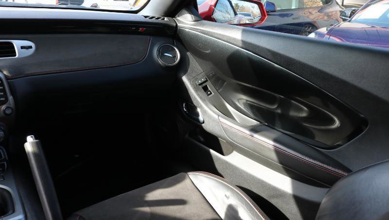 Used 2013 Chevrolet Camaro ZL1 image 17