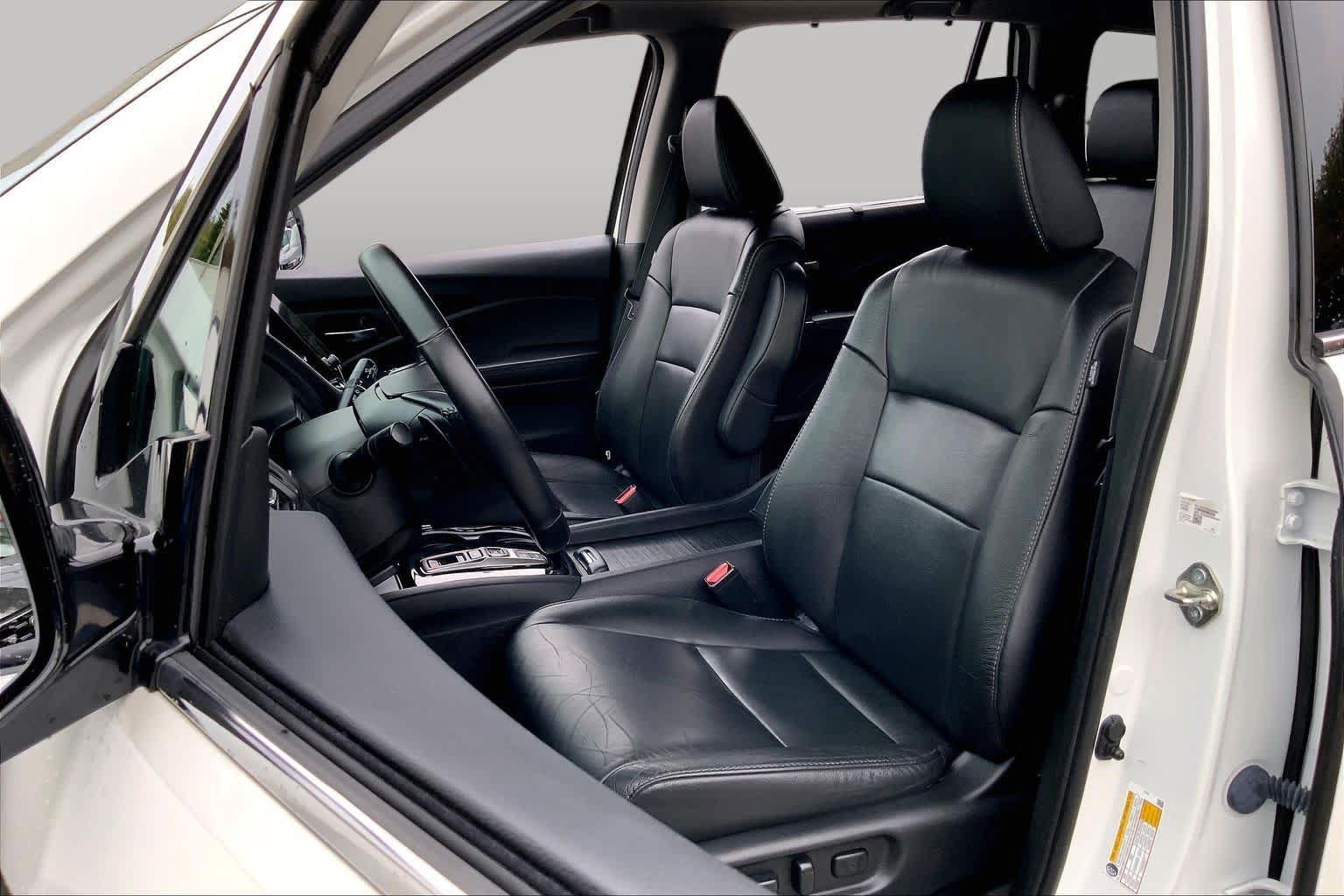 Certified 2020 Honda Pilot Touring image 9