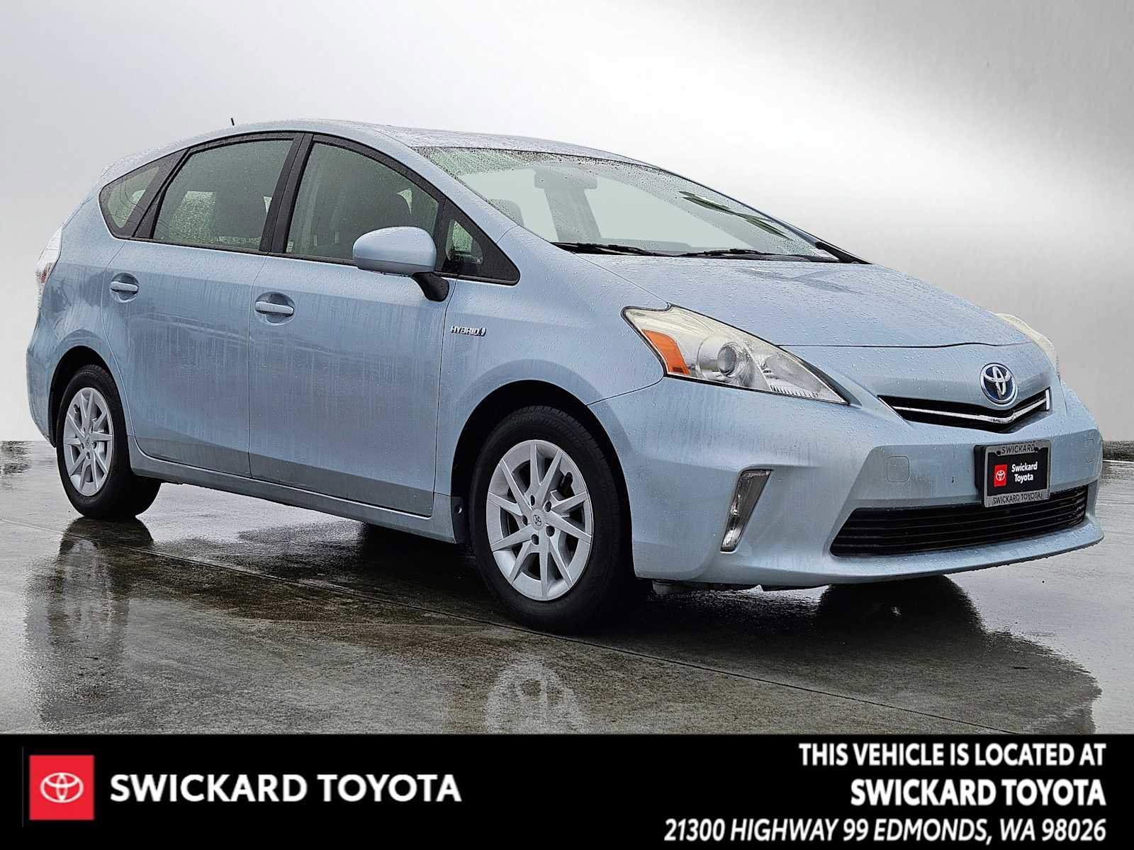 Used 2013 Toyota Prius V Three image 1