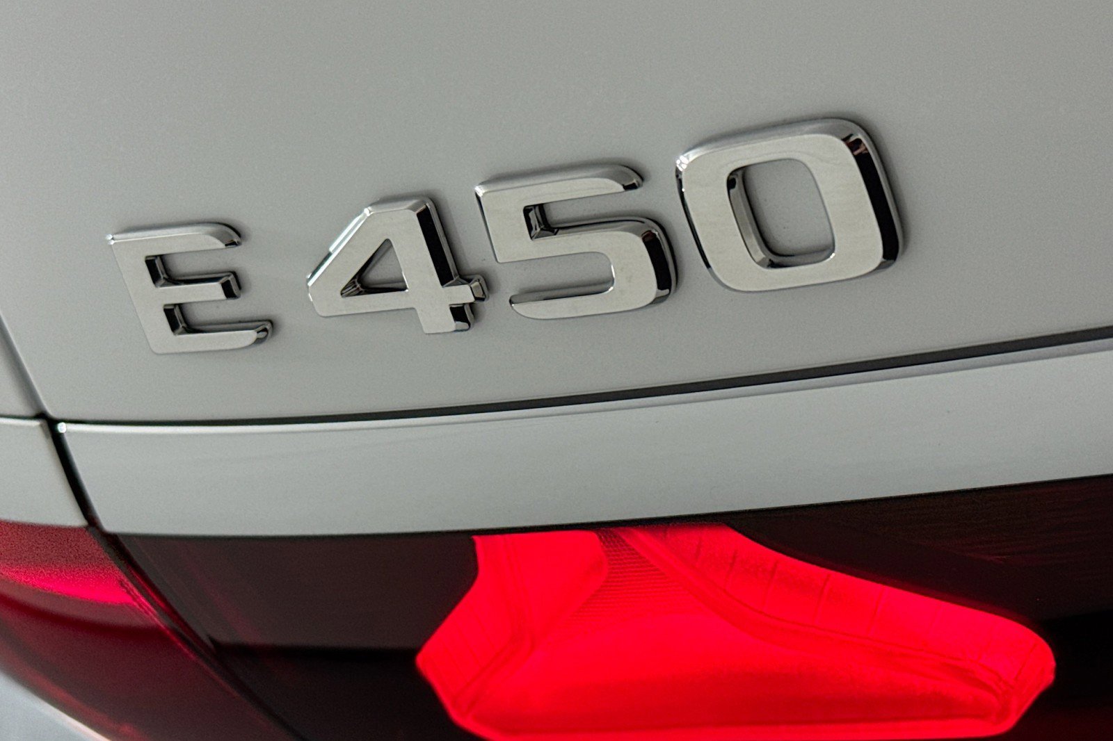 New 2026 Mercedes-Benz E 450 4MATIC All-Terrain Wagon image 8