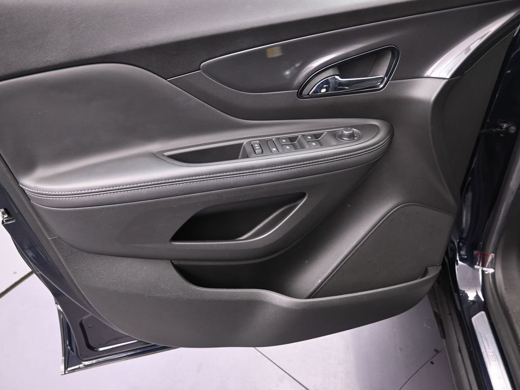Used 2022 Buick Encore Preferred w/ Safety Package FWD image 13