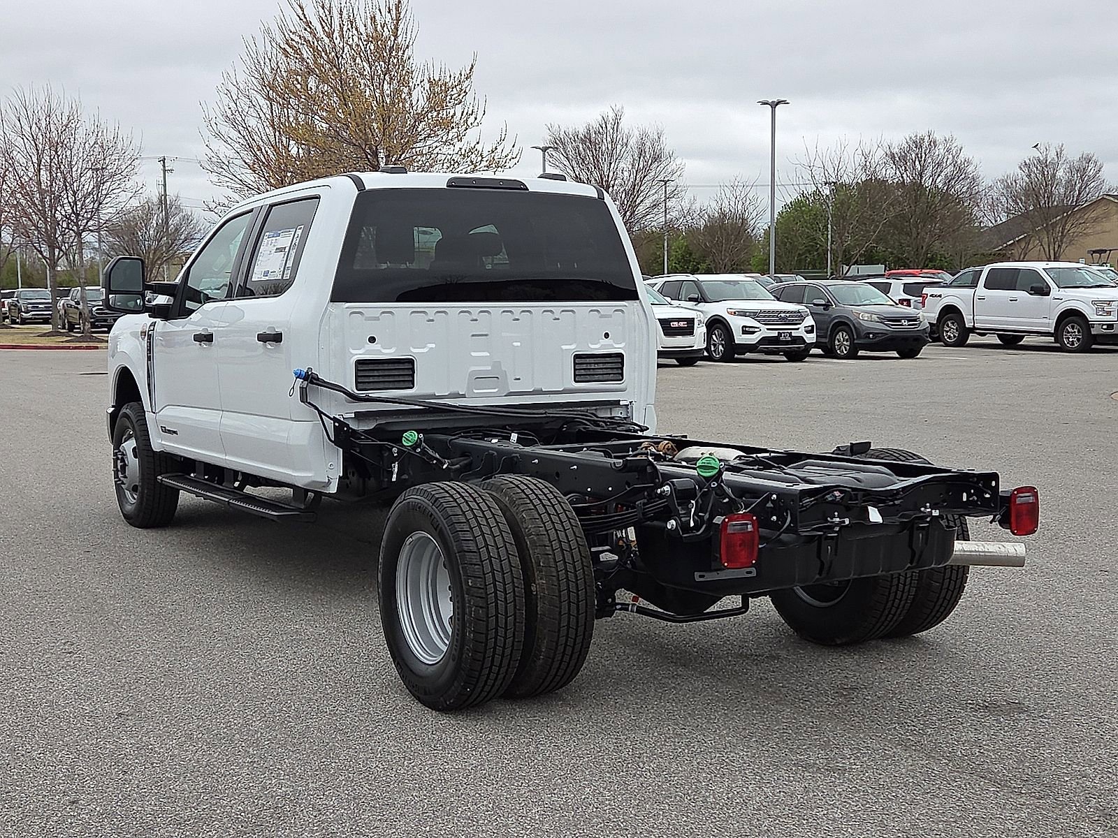 New 2026 Ford F350 XLT w/ XLT Value Package AWD/4WD image 4