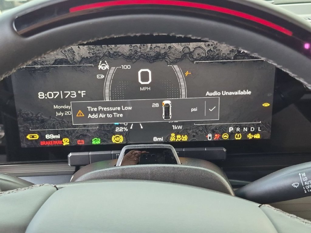 New 2026 GMC Hummer EV 4x4 Crew Cab image 11