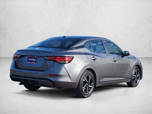 Used 2025 Nissan Sentra SV FWD image 5