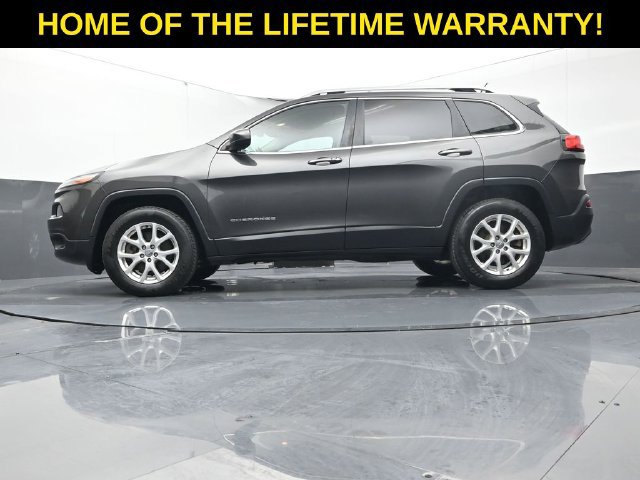 Used 2015 Jeep Cherokee Latitude w/ Comfort/Convenience Group AWD/4WD image 41