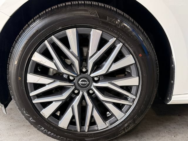 Used 2025 Nissan Altima 2.5 SV FWD image 26