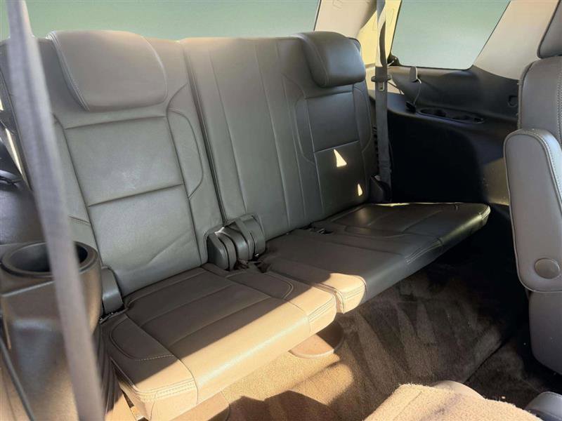 Used 2015 GMC Yukon Denali w/ Premium Package image 24