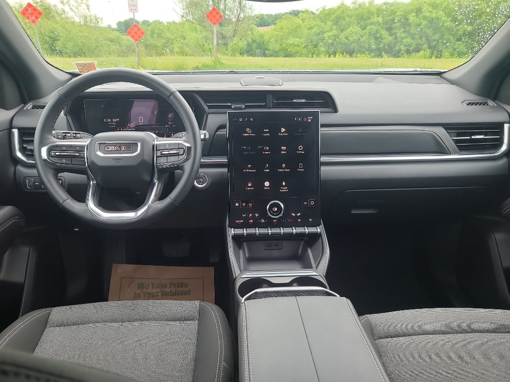 Used 2025 GMC Terrain Elevation AWD/4WD image 19