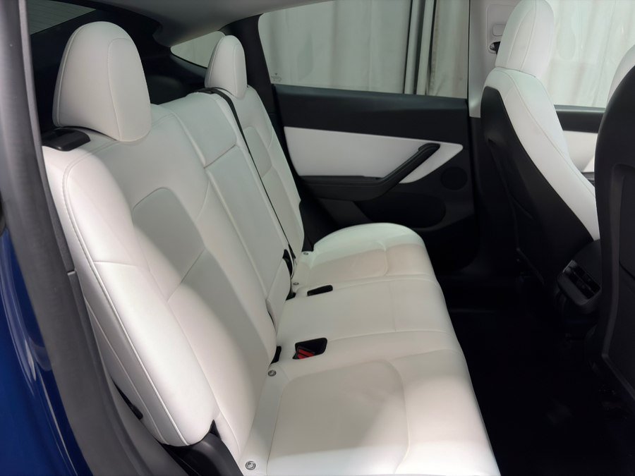 Used 2022 Tesla Model Y Long Range AWD/4WD image 14