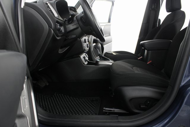 Used 2022 Jeep Renegade Latitude w/ Convenience Group image 15