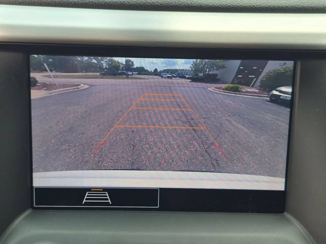 Used 2020 GMC Acadia SLE w/ Driver Convenience Package FWD image 24