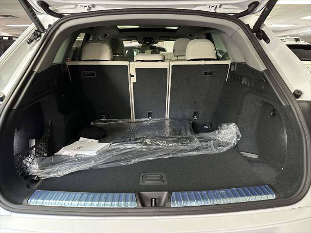 Used 2025 Audi Q5 Premium w/ Convenience Package AWD/4WD image 6
