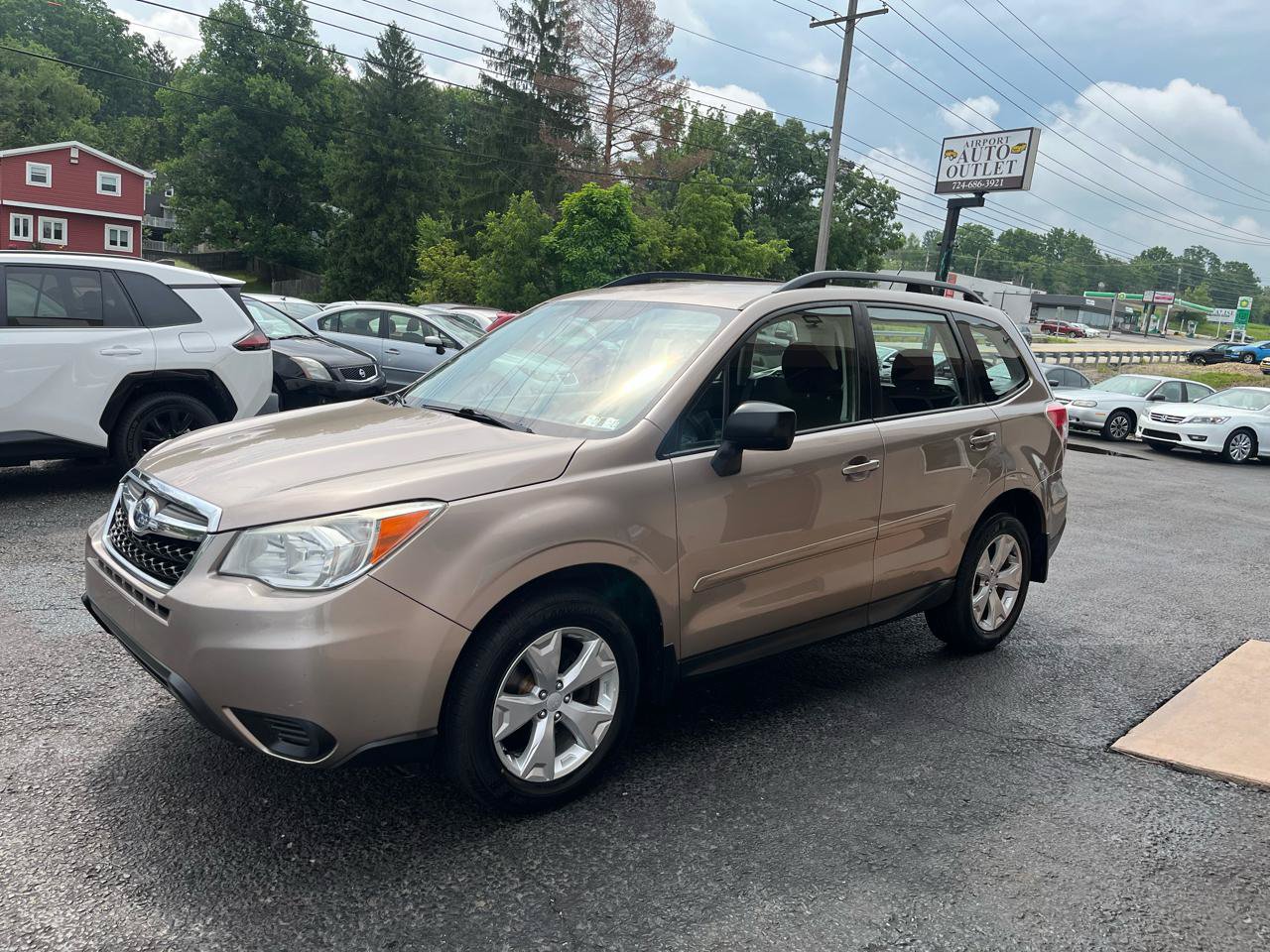 Used 2015 Subaru Forester 2.5i w/ Alloy Wheel Package AWD/4WD image 9
