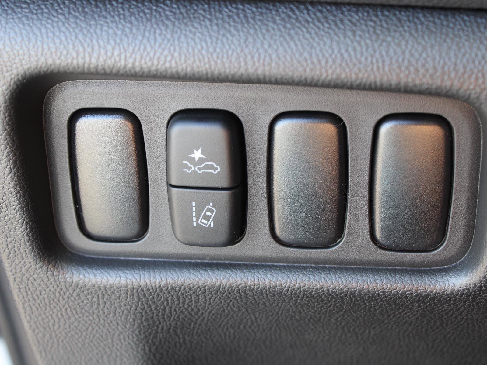 Used 2025 Mitsubishi Outlander Sport ES image 19