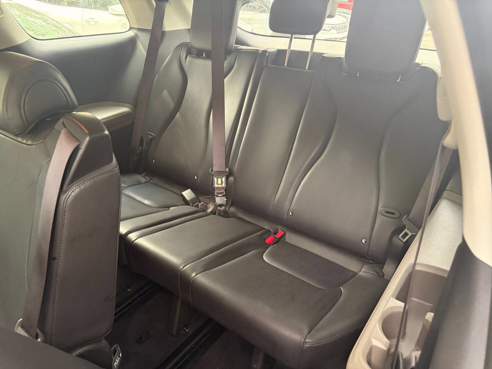 Used 2026 Kia Carnival FWD image 30