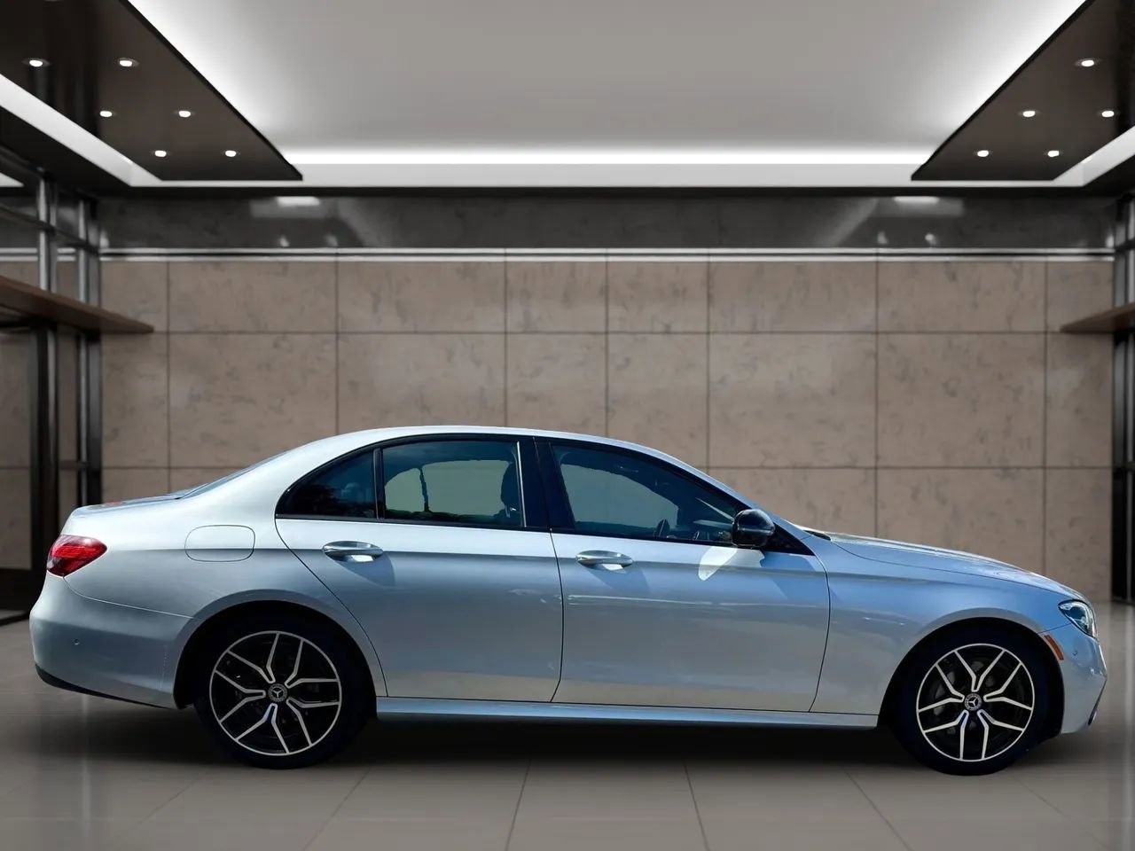 Used 2023 Mercedes-Benz E 350 Sedan image 10