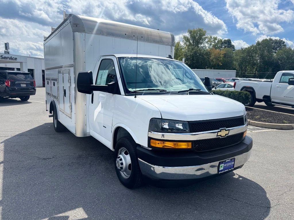 Used 2022 Chevrolet Express 3500 w/ Power Convenience Package RWD image 8
