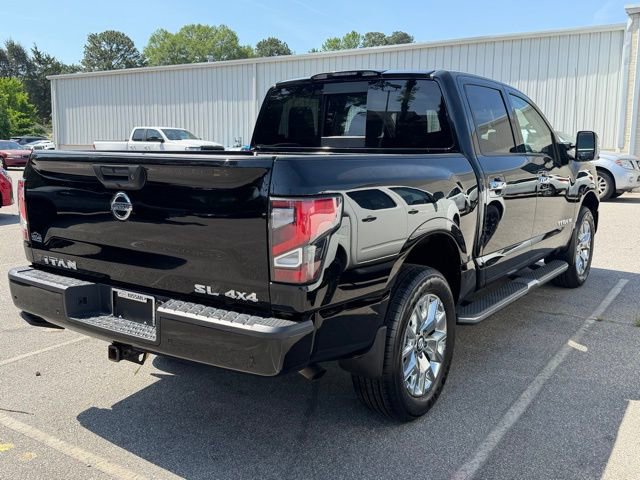 Used 2021 Nissan Titan SL w/ Moonroof Package AWD/4WD image 4